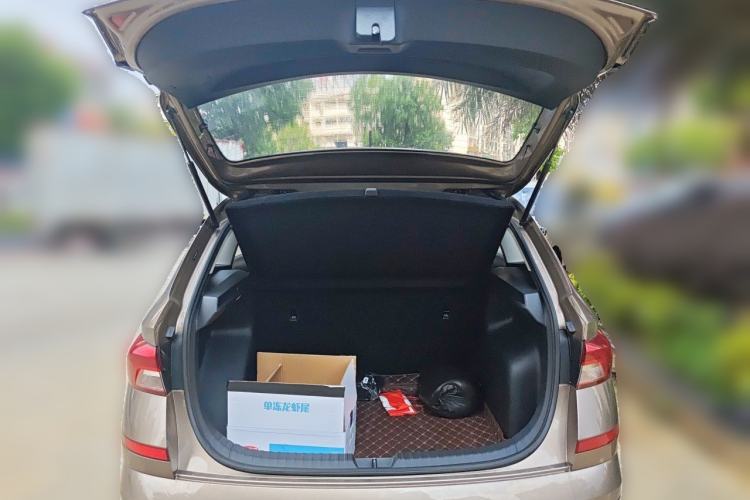 Used Skoda Kamiq 2018 1.5L Automatic Standard Edition China VI Trunk