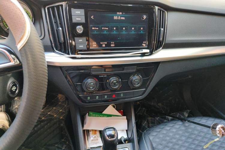 Used Skoda Kamiq 2018 1.5L Automatic Comfort Edition China V Standard Audio And AC Panel