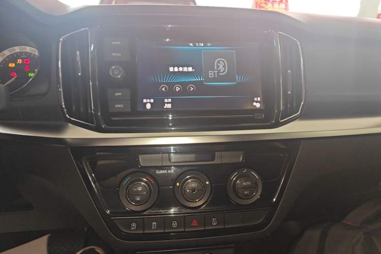 Used Skoda Kamiq 2018 1.5L Automatic Comfort Edition China VI Standard Audio And AC Panel