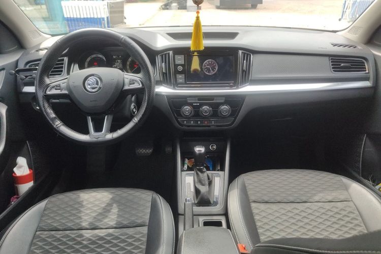 Used Skoda Kamiq 2018 1.5L Automatic Comfort Edition China V Standard Center Console