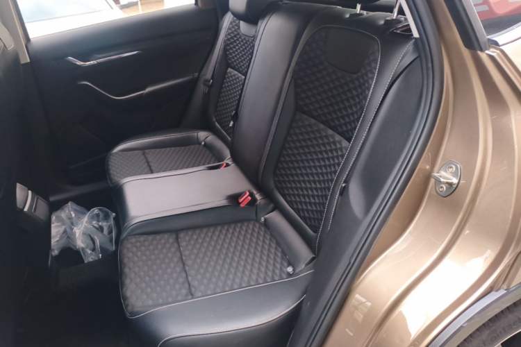 Used Skoda Kamiq 2018 1.5L Automatic Comfort Edition China VI Standard Left Rear Seat