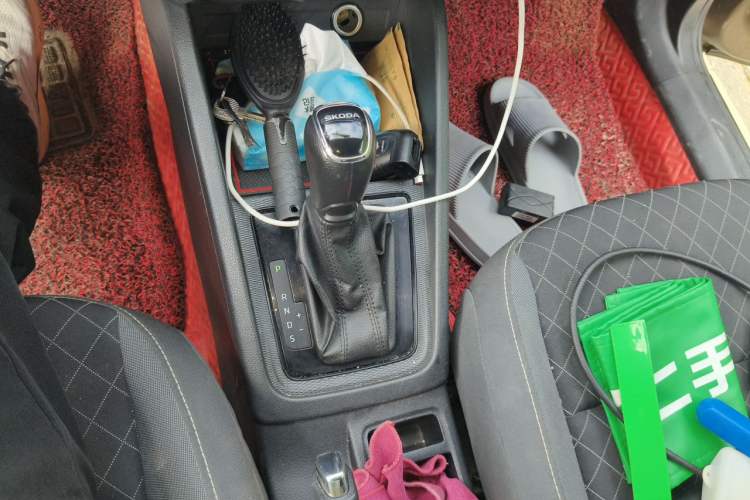 Used Skoda Kamiq 2018 1.5L Automatic Standard Version China V Emission Standard Gear Lever