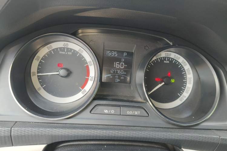 Used Skoda Kamiq 2018 1.5L Automatic Standard Version China V Emission Standard Odometer Close Up