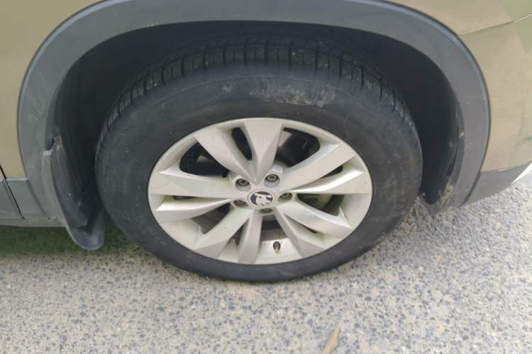 Used Skoda Kamiq 2018 1.5L Automatic Standard Version China V Emission Standard Right Front Wheel Hub