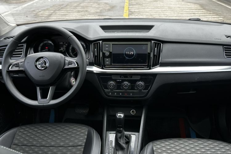 Used Skoda Kamiq 2018 1.5L Automatic Comfort Edition China V Standard Interior 6