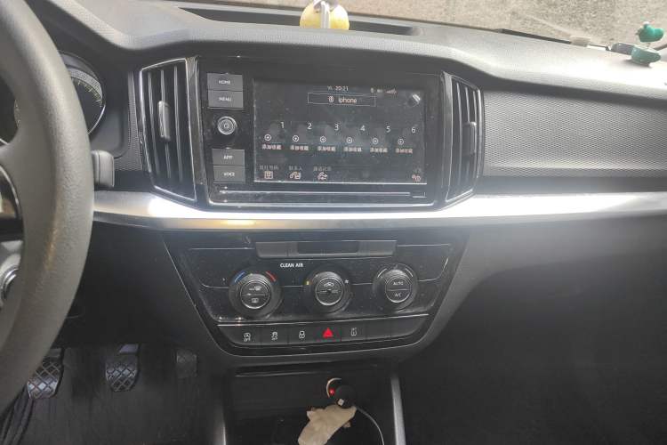 Used Skoda Kamiq 2018 1.5L Manual Comfort Edition China V Standard Audio And AC Panel