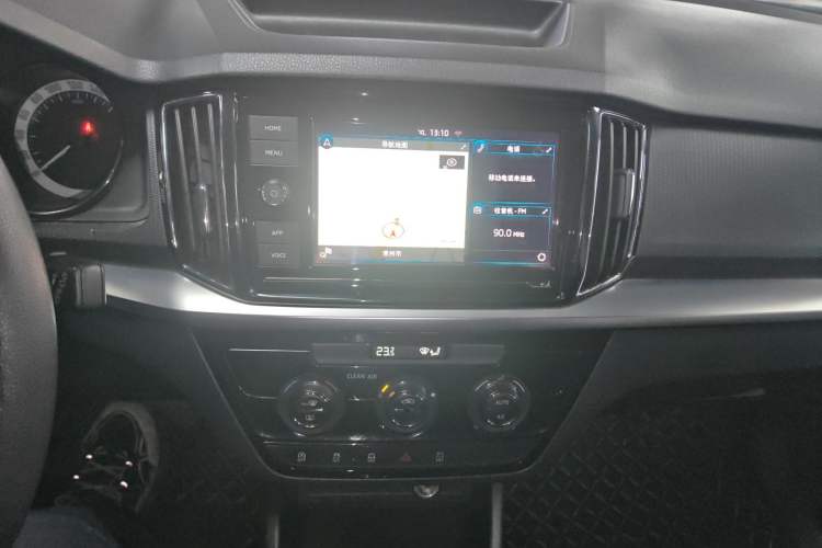 Used Skoda Kamiq 2018 1.5L Automatic Comfort Edition China VI Standard Audio And AC Panel
