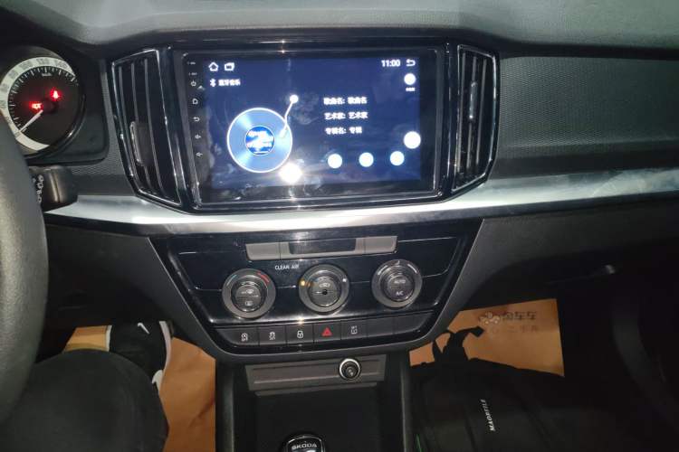 Used Skoda Kamiq 2018 1.5L Automatic Comfort Edition China VI Standard Audio And AC Panel
