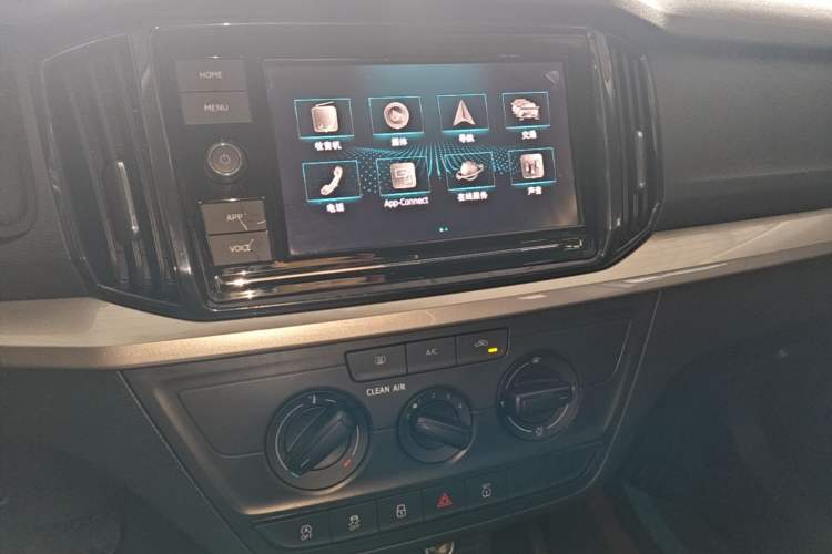 Used Skoda Kamiq 2018 1.5L Automatic Standard Version China V Emission Standard Audio And AC Panel