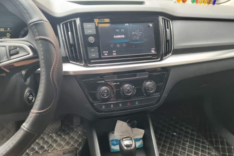 Used Skoda Kamiq 2018 1.5L Automatic Comfort Edition China V Standard Audio And AC Panel