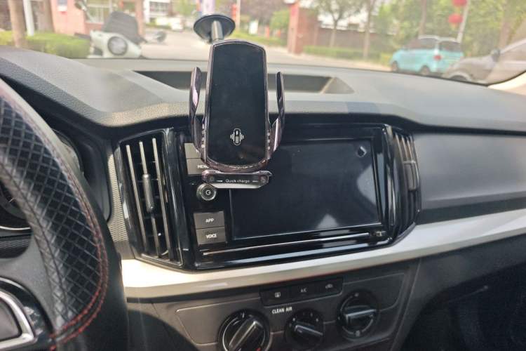 Used Skoda Kamiq 2018 1.5L Manual Standard Edition China VI Audio And AC Panel