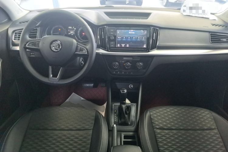 Used Skoda Kamiq 2018 1.5L Automatic Comfort Edition China VI Standard Center Console