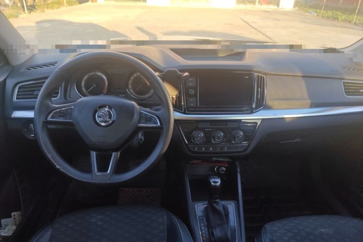 Used Skoda Kamiq 2018 1.5L Automatic Comfort Edition China V Standard Center Console