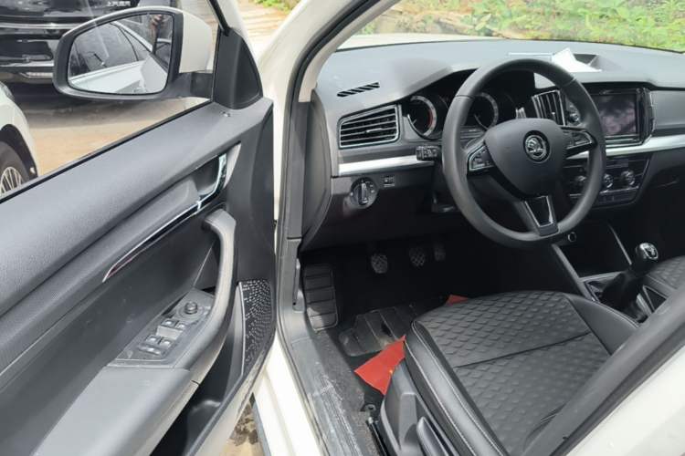 Used Skoda Kamiq 2018 1.5L Manual Comfort Edition China VI Standard Driver Seat