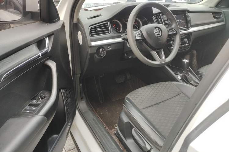 Used Skoda Kamiq 2018 1.5L Automatic Comfort Edition China VI Standard Driver Seat