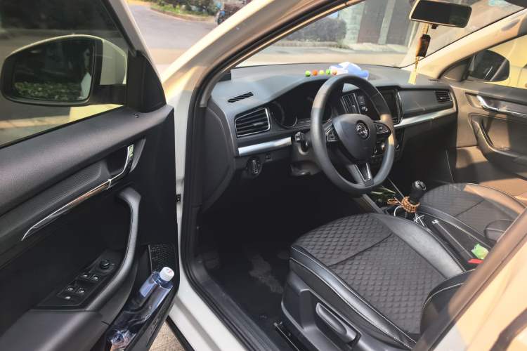 Used Skoda Kamiq 2018 1.5L Manual Comfort Edition China VI Standard Driver Seat