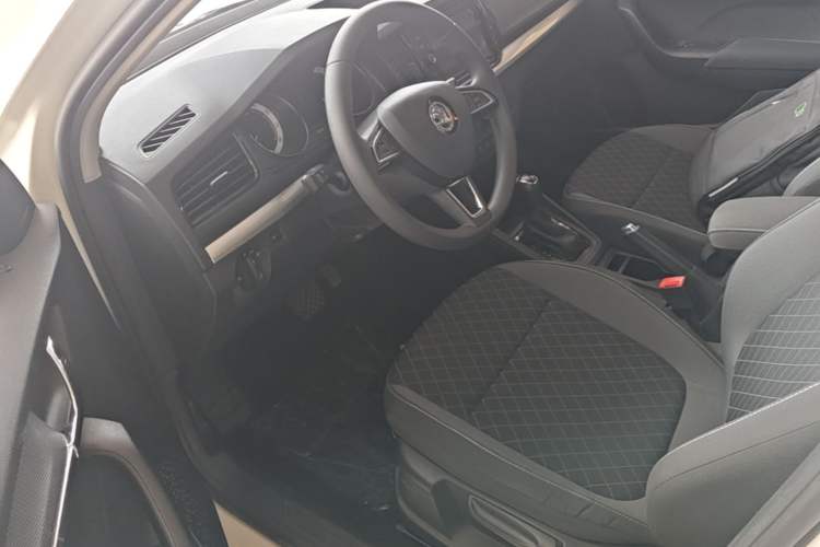 Used Skoda Kamiq 2018 1.5L Automatic Standard Version China V Emission Standard Driver Seat