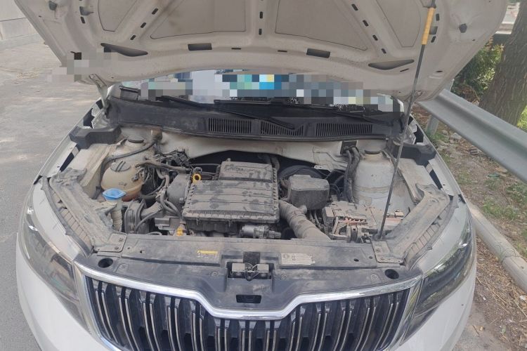 Used Skoda Kamiq 2018 1.5L Automatic Comfort Edition China VI Standard Engine Bay