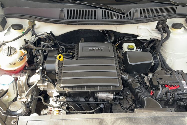 Used Skoda Kamiq 2018 1.5L Automatic Comfort Edition China VI Standard Engine Bay