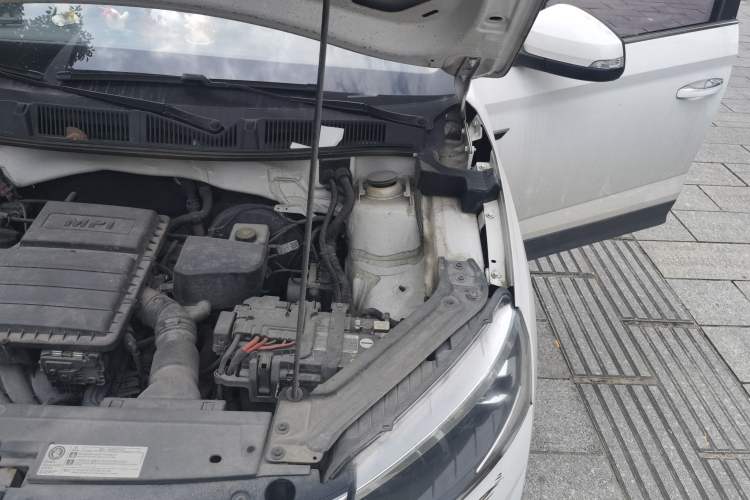 Used Skoda Kamiq 2018 1.5L Automatic Comfort Edition China VI Standard Engine Bay Left