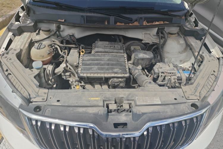 Used Skoda Kamiq 2018 1.5L Automatic Comfort Edition China VI Standard Engine Bay