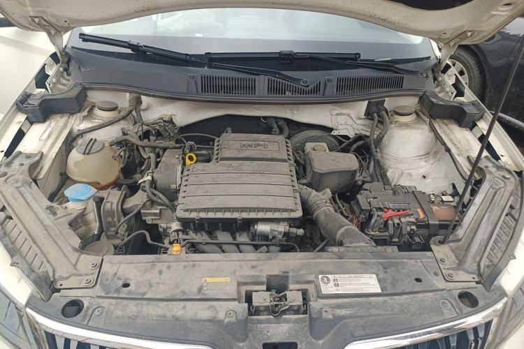 Used Skoda Kamiq 2018 1.5L Automatic Comfort Edition China VI Standard Engine Bay