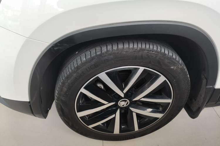 Used Skoda Kamiq 2018 1.5L Manual Comfort Edition China VI Standard Exterior 4