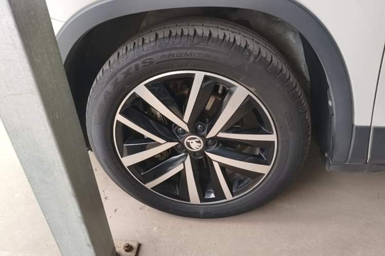 Used Skoda Kamiq 2018 1.5L Automatic Comfort Edition China VI Standard Exterior 4
