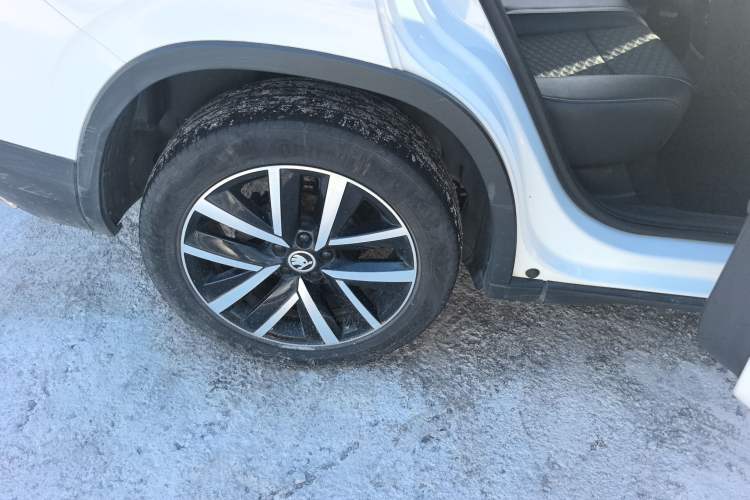 Used Skoda Kamiq 2018 1.5L Manual Comfort Edition China VI Standard Exterior 5
