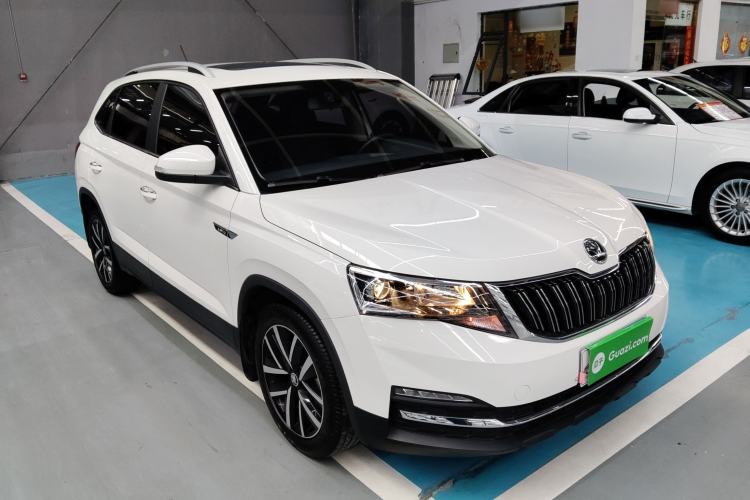 Used Skoda Kamiq 2018 1.5L Automatic Comfort Edition China VI Standard Front Right 45 Deg