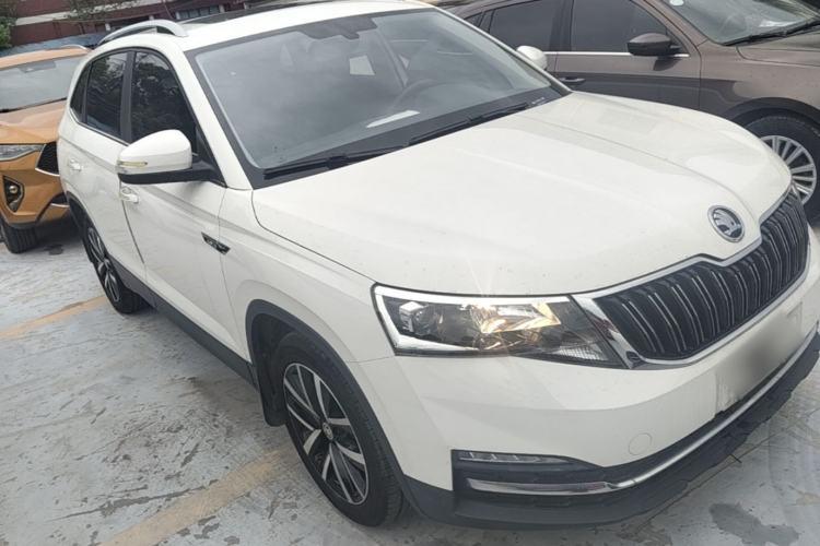 Used Skoda Kamiq 2018 1.5L Automatic Comfort Edition China VI Standard Front Right 45 Deg