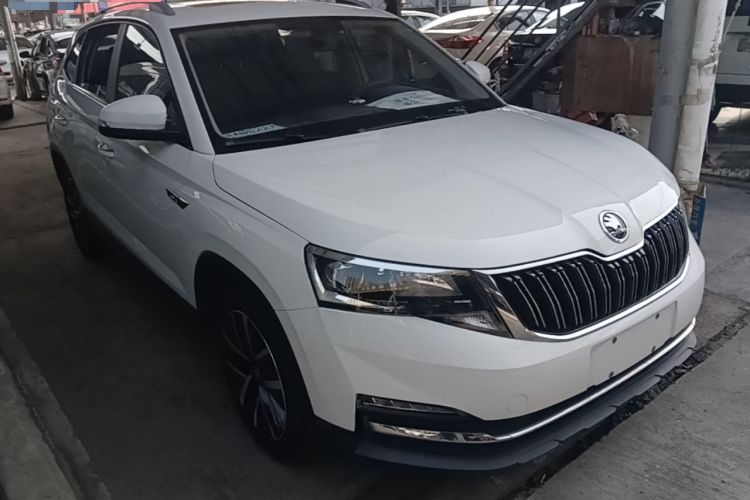 Used Skoda Kamiq 2018 1.5L Automatic Comfort Edition China VI Standard Front Right 45 Deg