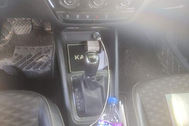 Used Skoda Kamiq 2018 1.5L Automatic Comfort Edition China VI Standard Gear Lever