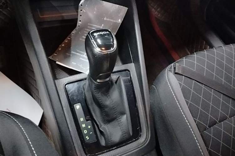 Used Skoda Kamiq 2018 1.5L Automatic Standard Version China V Emission Standard Gear Lever