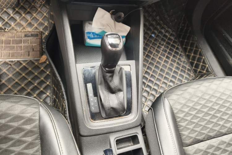 Used Skoda Kamiq 2018 1.5L Automatic Comfort Edition China V Standard Gear Lever