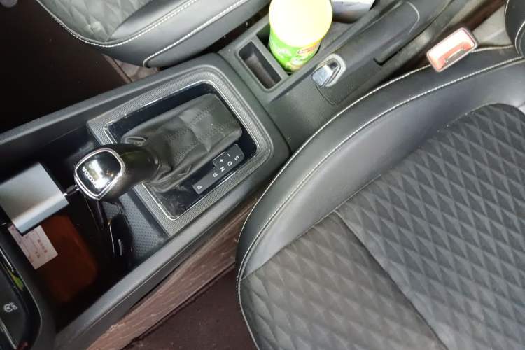 Used Skoda Kamiq 2018 1.5L Automatic Comfort Edition China V Standard Gear Lever