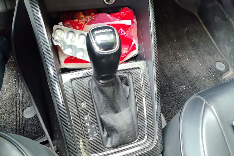 Used Skoda Kamiq 2018 1.5L Automatic Standard Version China V Emission Standard Gear Lever