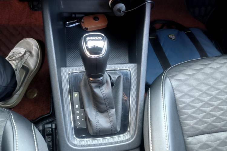 Used Skoda Kamiq 2018 1.5L Automatic Comfort Edition China V Standard Gear Lever