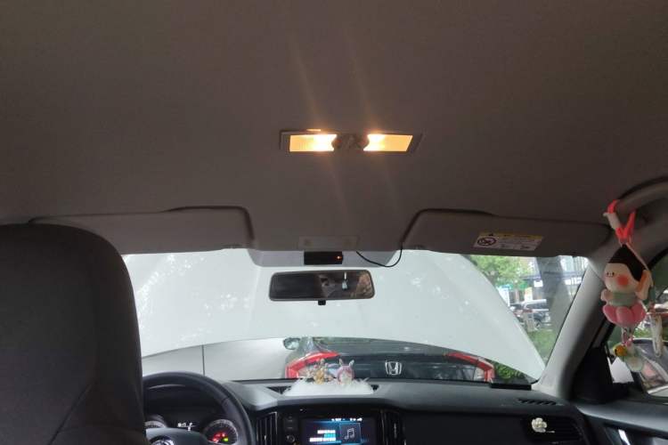 Used Skoda Kamiq 2018 1.5L Automatic Standard Edition China VI Headliner
