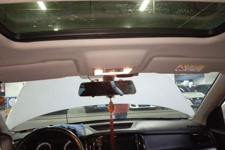 Used Skoda Kamiq 2018 1.5L Automatic Comfort Edition China VI Standard Headliner