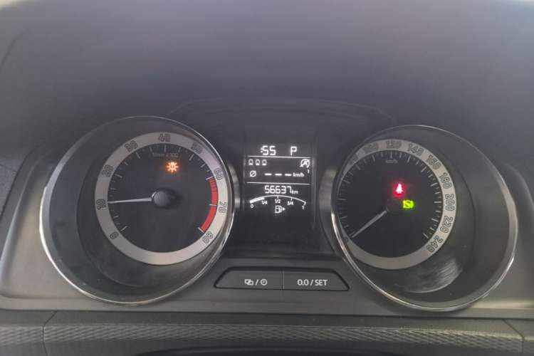 Used Skoda Kamiq 2018 1.5L Automatic Comfort Edition China VI Standard Instrument Cluster