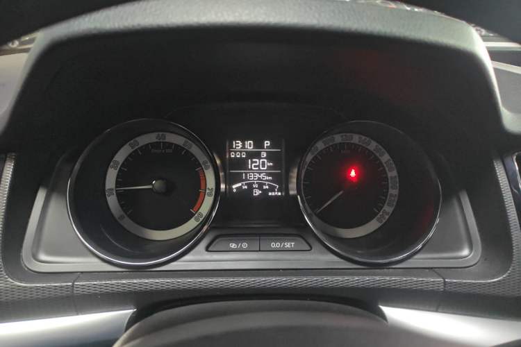 Used Skoda Kamiq 2018 1.5L Automatic Comfort Edition China VI Standard Instrument Cluster