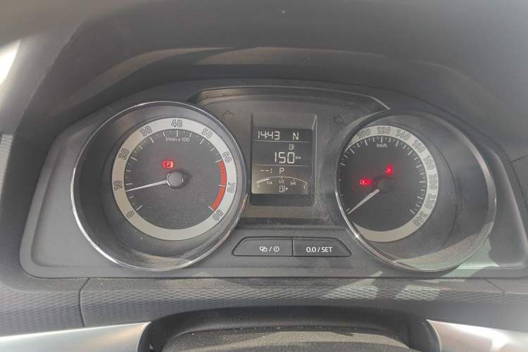 Used Skoda Kamiq 2018 1.5L Automatic Comfort Edition China VI Standard Instrument Cluster