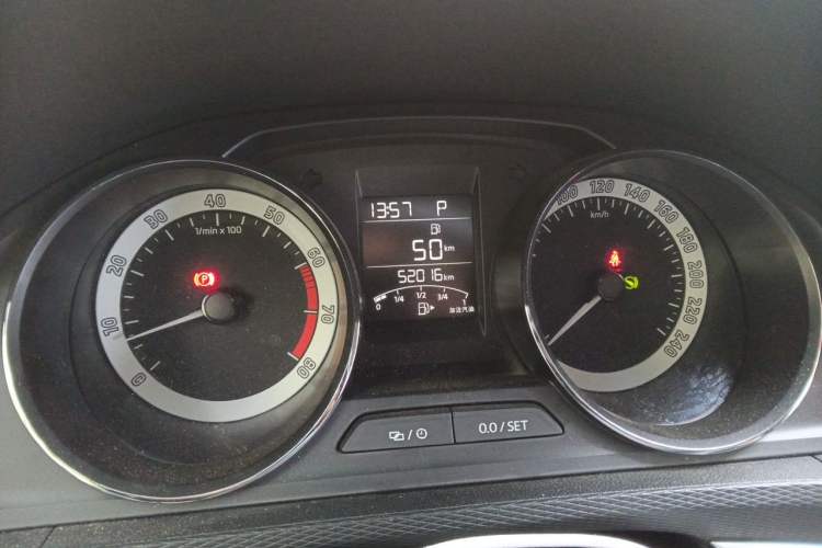 Used Skoda Kamiq 2018 1.5L Automatic Comfort Edition China VI Standard Instrument Cluster