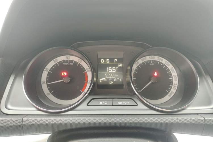 Used Skoda Kamiq 2018 1.5L Automatic Comfort Edition China VI Standard Instrument Cluster