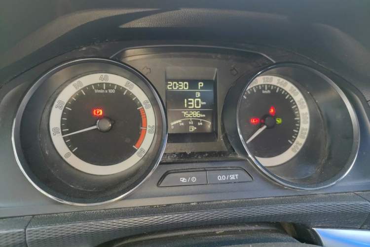 Used Skoda Kamiq 2018 1.5L Automatic Comfort Edition China VI Standard Instrument Cluster