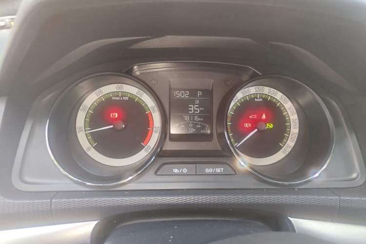 Used Skoda Kamiq 2018 1.5L Automatic Comfort Edition China VI Standard Instrument Cluster