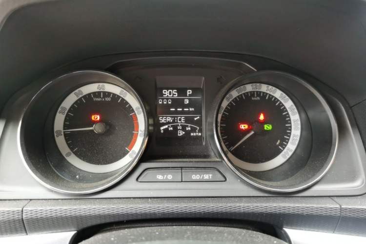 Used Skoda Kamiq 2018 1.5L Automatic Comfort Edition China VI Standard Instrument Cluster