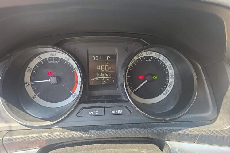 Used Skoda Kamiq 2018 1.5L Automatic Comfort Edition China VI Standard Instrument Cluster