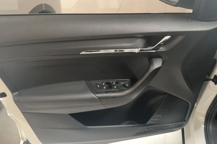 Used Skoda Kamiq 2018 1.5L Automatic Comfort Edition China V Standard Interior 1